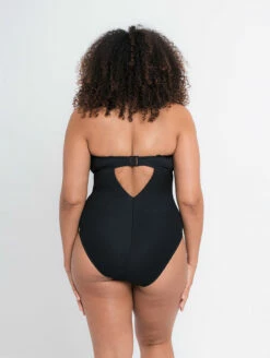Curvy Kate Twist And Shout Non Wire One Piece Swimsuit 15 Curvy Kate Twist And Shout Non Wire One Piece Swimsuit -CA Swimsuit Sales Shop CS024606NonWireOnePieceSwimsuitBlackBackHalterEdited