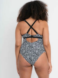 Curvy Kate Sundown Reversible One Piece Swimsuit -CA Swimsuit Sales Shop CS025607SundownReversiblePlungeOnePieceBlackBackEdit3