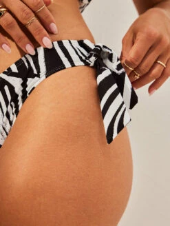 Panache Seychelles Tie Side Bikini Briefs -CA Swimsuit Sales Shop SW1536ClassicPantMonochromePrintSideTieDetailLifestyleEdit